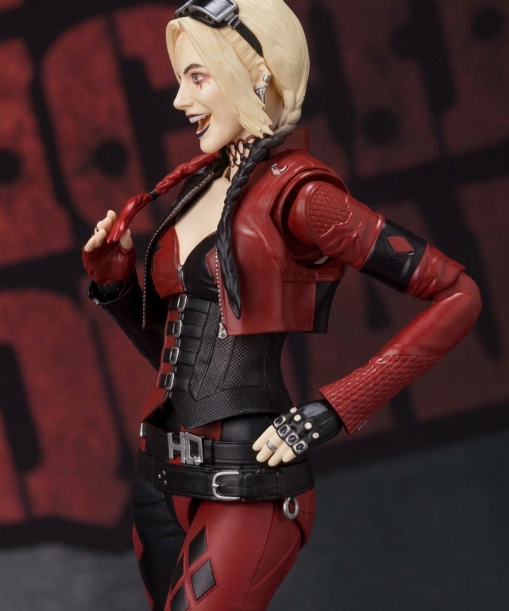 Margot Robbie Harley Quinn Suicide Squad 2 Red Jacket